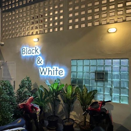 Mr Black & Ms White -Self Check In Accommodation Μπανγκόκ Εξωτερικό φωτογραφία